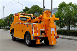 行宫高速路拖车费